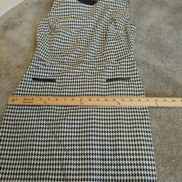 Liz Claiborne Size 4 Houndstooth Black White Dress Sleeveless Pockets Profession - Picture 12 of 14